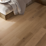S016BLU-greenwood-oak-naturale-10mm-bedroom-004